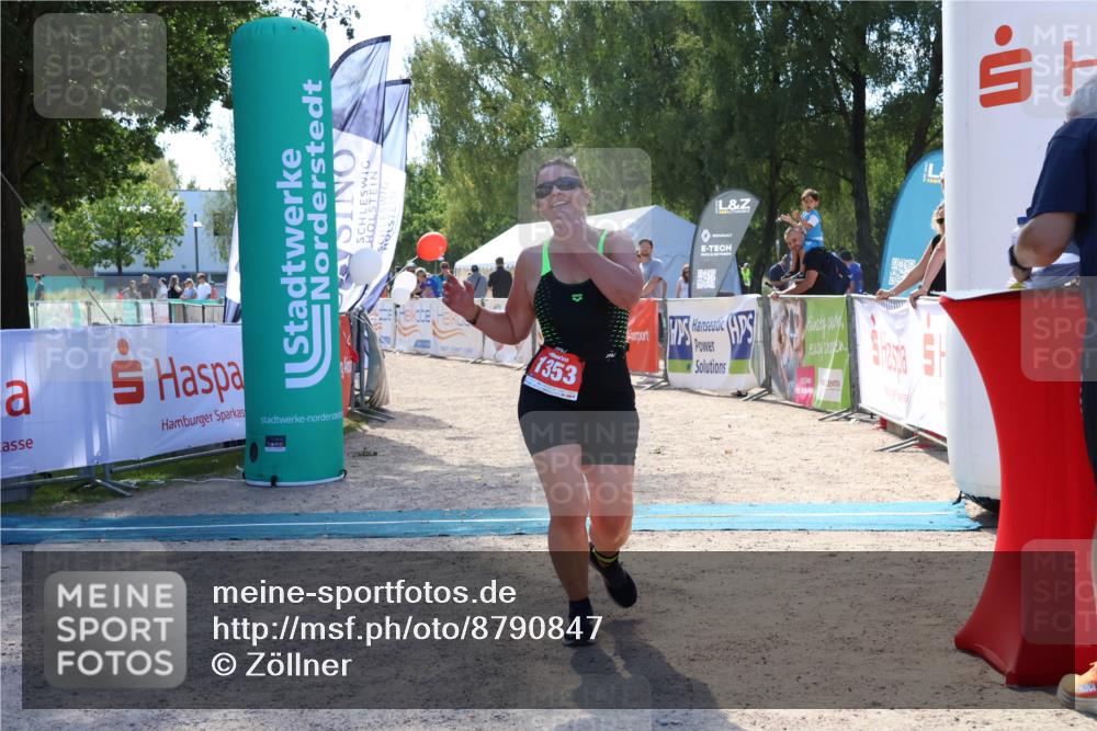 07.09.2025 - 19. Norderstedt Triathlon Zöllner http://msf.ph/oto/8790847 07.09.2025 14:08:45 Ziel 1353 meine-sportfotos.de