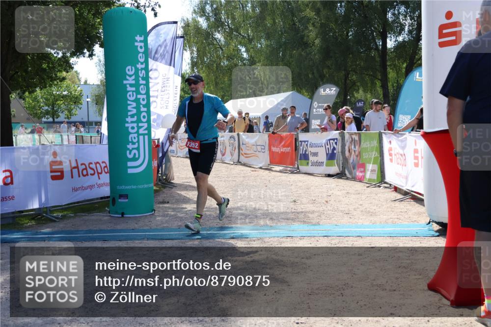 07.09.2025 - 19. Norderstedt Triathlon Zöllner http://msf.ph/oto/8790875 07.09.2025 14:10:06 Ziel 1352 meine-sportfotos.de