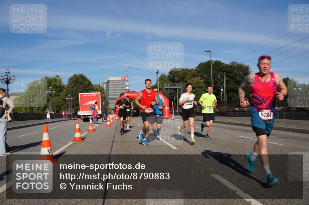 07.09.2025 - BARMER Alsterlauf Yannick Fuchs http://msf.ph/oto/8790883 07.09.2025 09:41:21 Laufen 2253, 4330, 2383, 5284, 77 meine-sportfotos.de