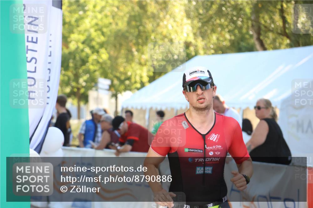 07.09.2025 - 19. Norderstedt Triathlon Zöllner http://msf.ph/oto/8790886 07.09.2025 16:29:31 Ziel 502 meine-sportfotos.de