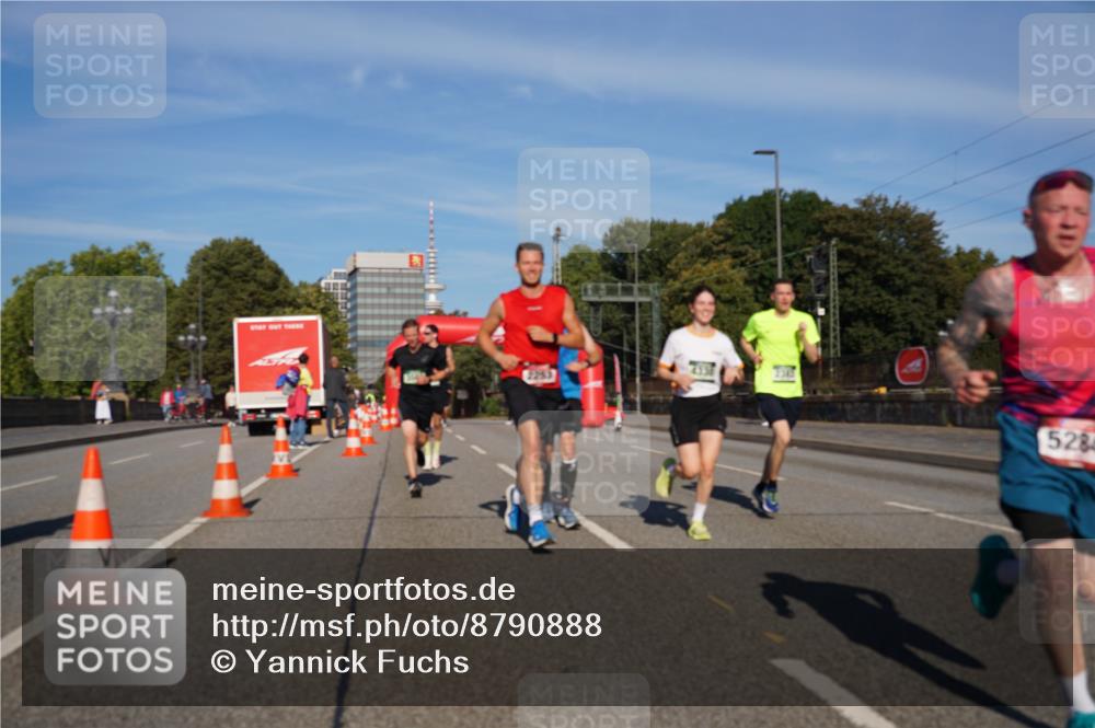 07.09.2025 - BARMER Alsterlauf Yannick Fuchs http://msf.ph/oto/8790888 07.09.2025 09:41:21 Laufen 2253, 5284 meine-sportfotos.de