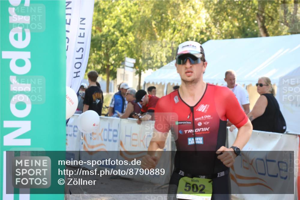 07.09.2025 - 19. Norderstedt Triathlon Zöllner http://msf.ph/oto/8790889 07.09.2025 16:29:31 Ziel 502 meine-sportfotos.de