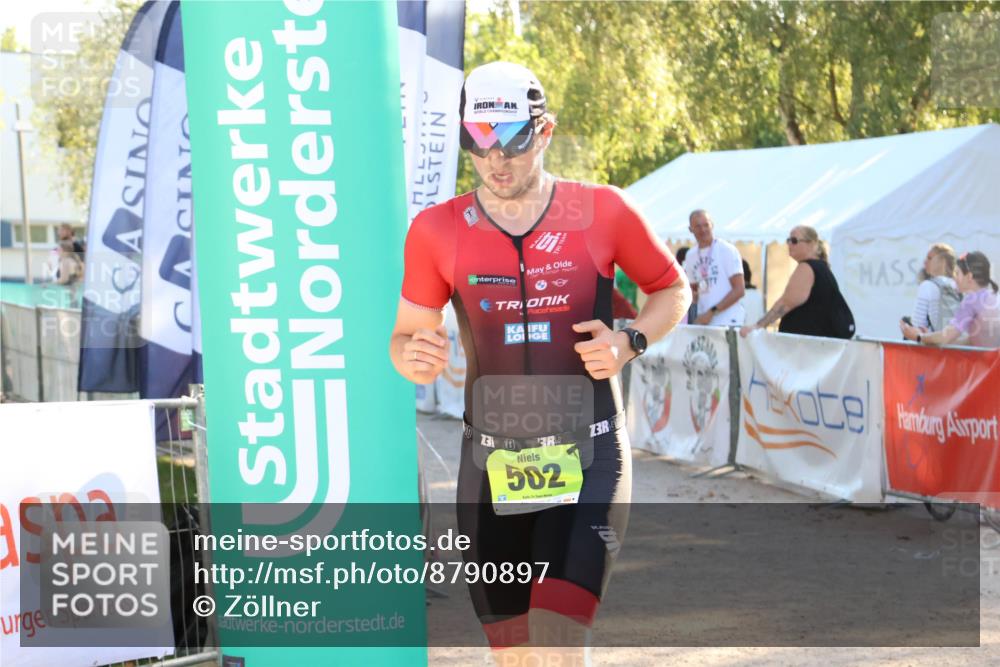 07.09.2025 - 19. Norderstedt Triathlon Zöllner http://msf.ph/oto/8790897 07.09.2025 16:29:32 Ziel 502 meine-sportfotos.de