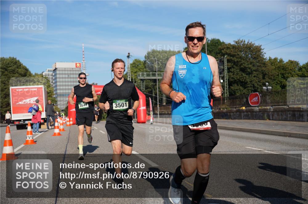 07.09.2025 - BARMER Alsterlauf Yannick Fuchs http://msf.ph/oto/8790926 07.09.2025 09:41:22 Laufen 3544, 3501 meine-sportfotos.de