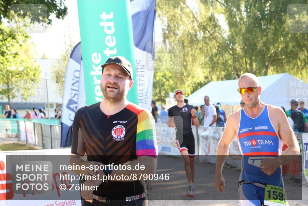 07.09.2025 - 19. Norderstedt Triathlon Zöllner http://msf.ph/oto/8790946 07.09.2025 16:29:55 Ziel 496, 544, 1593 meine-sportfotos.de