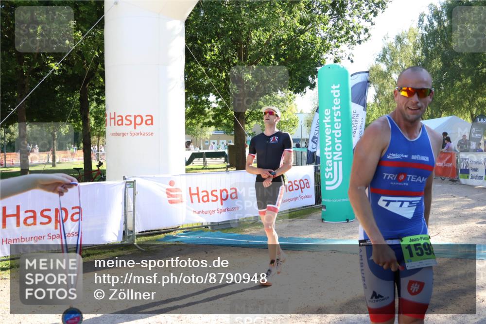 07.09.2025 - 19. Norderstedt Triathlon Zöllner http://msf.ph/oto/8790948 07.09.2025 16:29:57 Ziel 496, 544, 1593 meine-sportfotos.de