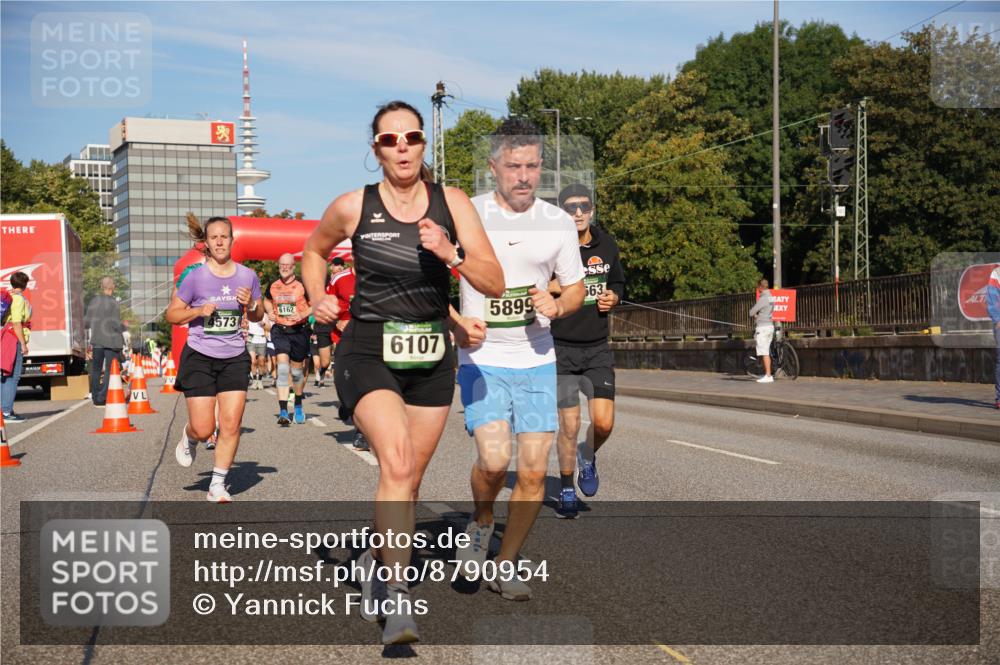 07.09.2025 - BARMER Alsterlauf Yannick Fuchs http://msf.ph/oto/8790954 07.09.2025 09:43:26 Laufen 573, 6162, 663, 6107, 5899 meine-sportfotos.de