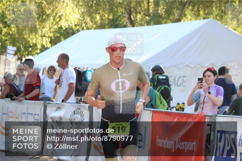 07.09.2025 - 19. Norderstedt Triathlon Zöllner http://msf.ph/oto/8790977 07.09.2025 16:30:13 Ziel 519, 1504 meine-sportfotos.de