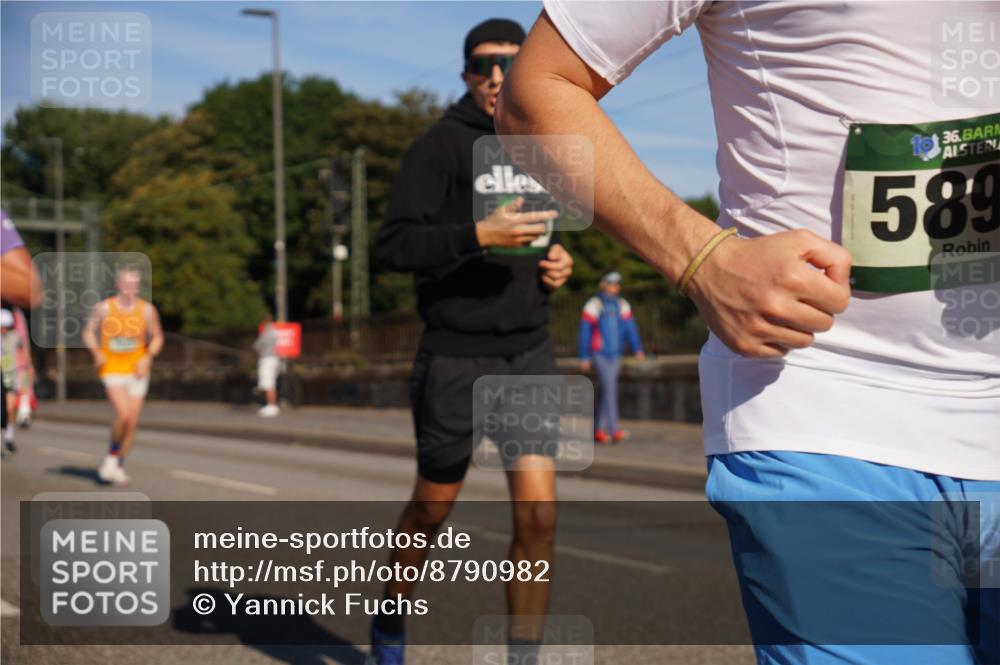07.09.2025 - BARMER Alsterlauf Yannick Fuchs http://msf.ph/oto/8790982 07.09.2025 09:43:28 Laufen 10, 36, 589 meine-sportfotos.de
