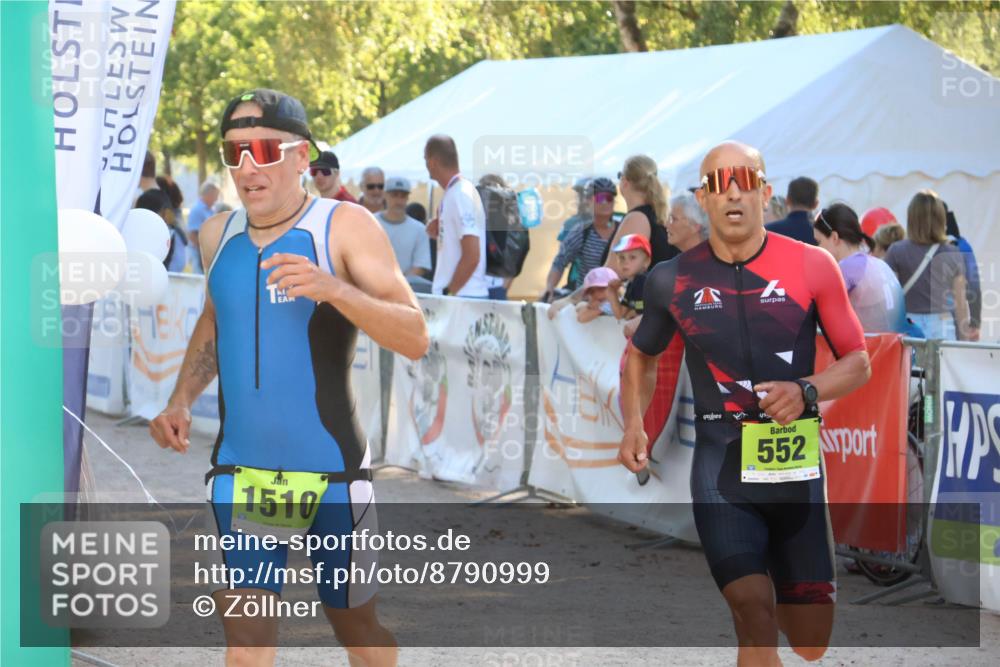07.09.2025 - 19. Norderstedt Triathlon Zöllner http://msf.ph/oto/8790999 07.09.2025 16:30:18 Ziel 519, 552, 1510 meine-sportfotos.de