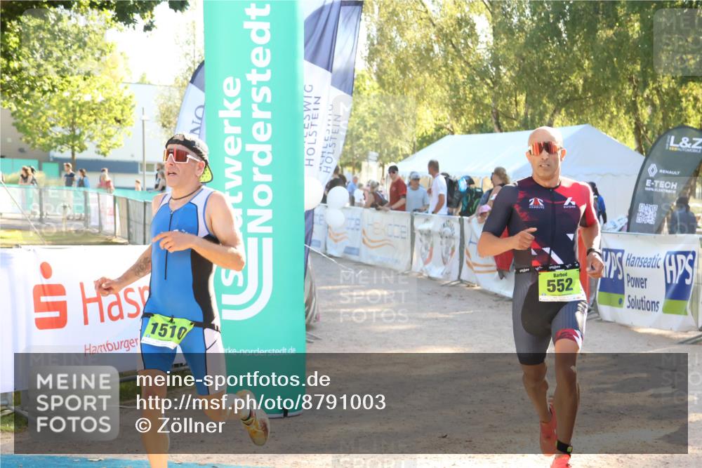 07.09.2025 - 19. Norderstedt Triathlon Zöllner http://msf.ph/oto/8791003 07.09.2025 16:30:19 Ziel 519, 552, 1510 meine-sportfotos.de