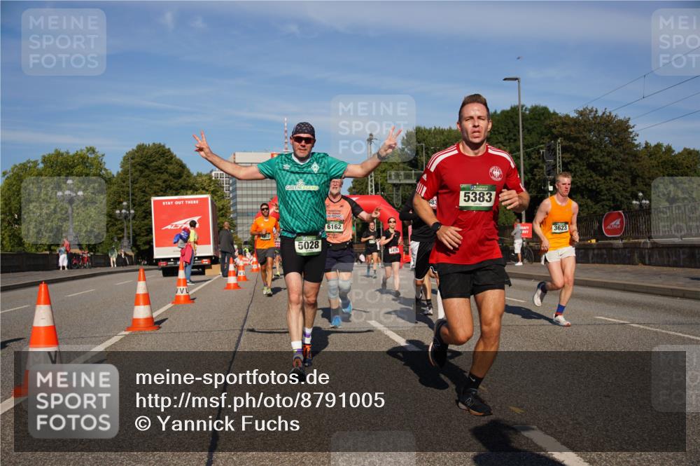 07.09.2025 - BARMER Alsterlauf Yannick Fuchs http://msf.ph/oto/8791005 07.09.2025 09:43:29 Laufen 5028, 6162, 2478, 5383, 3623 meine-sportfotos.de