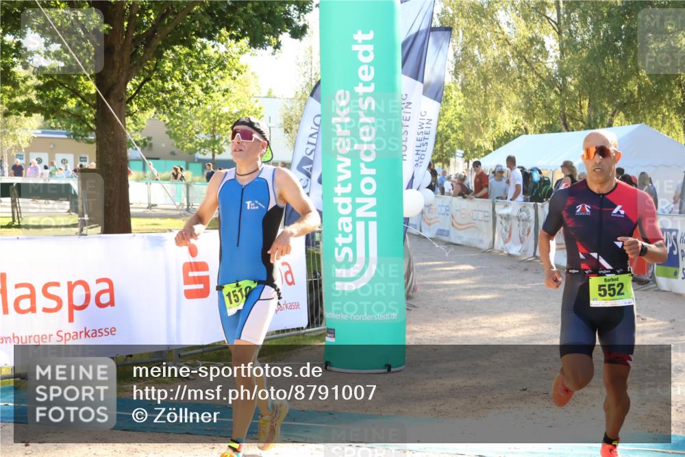 07.09.2025 - 19. Norderstedt Triathlon Zöllner http://msf.ph/oto/8791007 07.09.2025 16:30:19 Ziel 519, 552, 1510 meine-sportfotos.de
