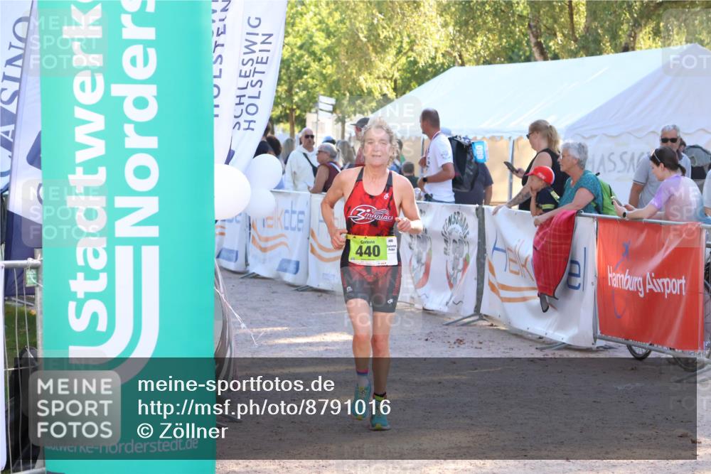 07.09.2025 - 19. Norderstedt Triathlon Zöllner http://msf.ph/oto/8791016 07.09.2025 16:30:31 Ziel 440 meine-sportfotos.de