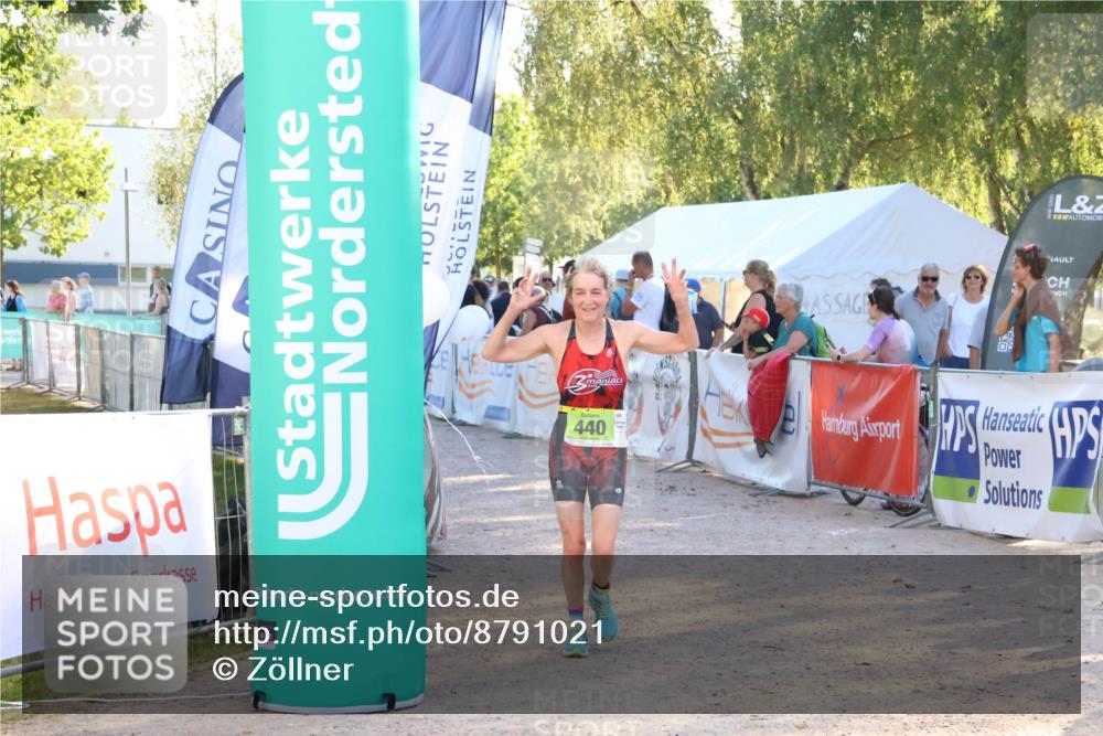 07.09.2025 - 19. Norderstedt Triathlon Zöllner http://msf.ph/oto/8791021 07.09.2025 16:30:32 Ziel 440 meine-sportfotos.de
