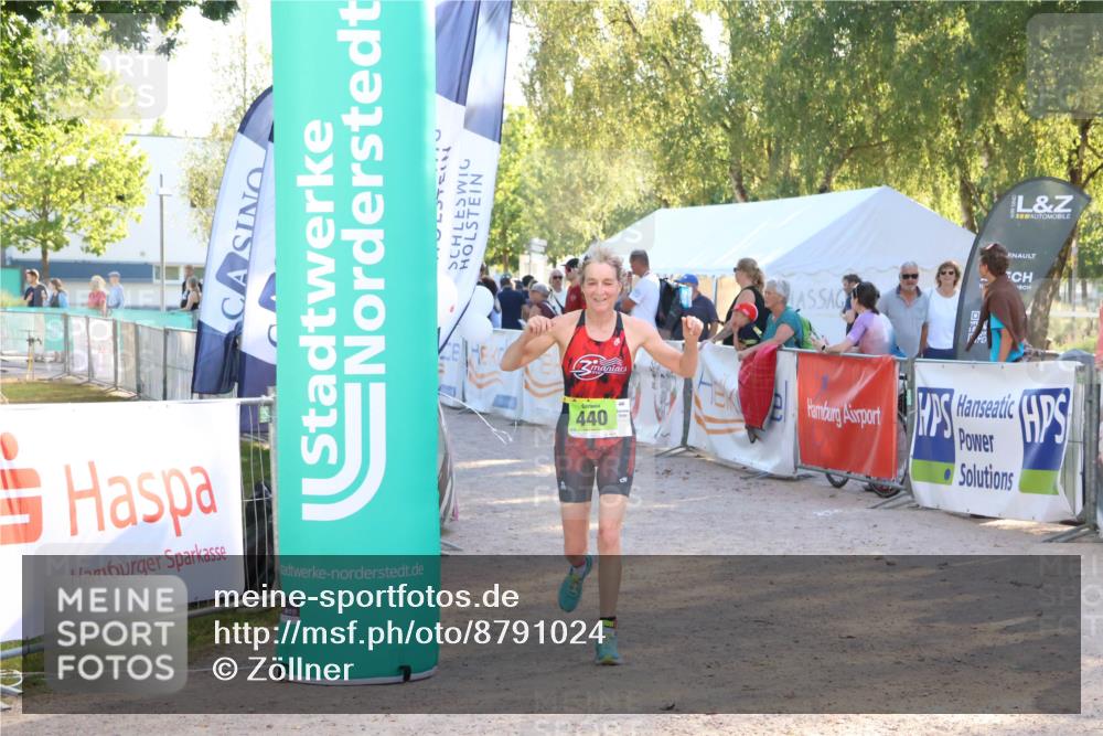 07.09.2025 - 19. Norderstedt Triathlon Zöllner http://msf.ph/oto/8791024 07.09.2025 16:30:32 Ziel 440 meine-sportfotos.de