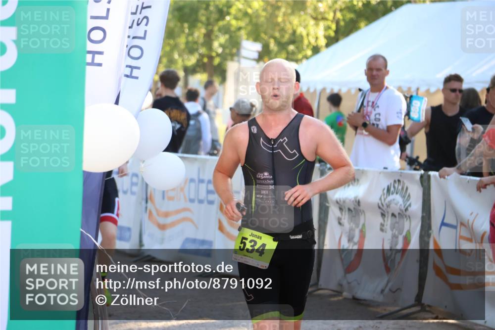 07.09.2025 - 19. Norderstedt Triathlon Zöllner http://msf.ph/oto/8791092 07.09.2025 16:30:57 Ziel 534, 548, 1439, 1572 meine-sportfotos.de