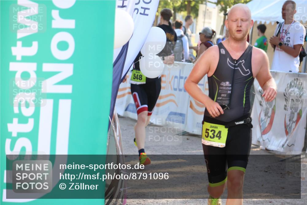 07.09.2025 - 19. Norderstedt Triathlon Zöllner http://msf.ph/oto/8791096 07.09.2025 16:30:57 Ziel 534, 548, 1439, 1572 meine-sportfotos.de
