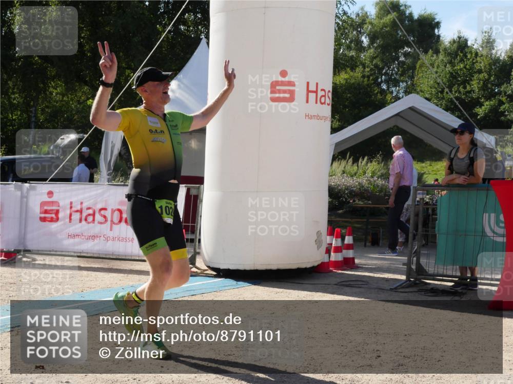 07.09.2025 - 19. Norderstedt Triathlon Zöllner http://msf.ph/oto/8791101 07.09.2025 15:41:45 Ziel 1029 meine-sportfotos.de