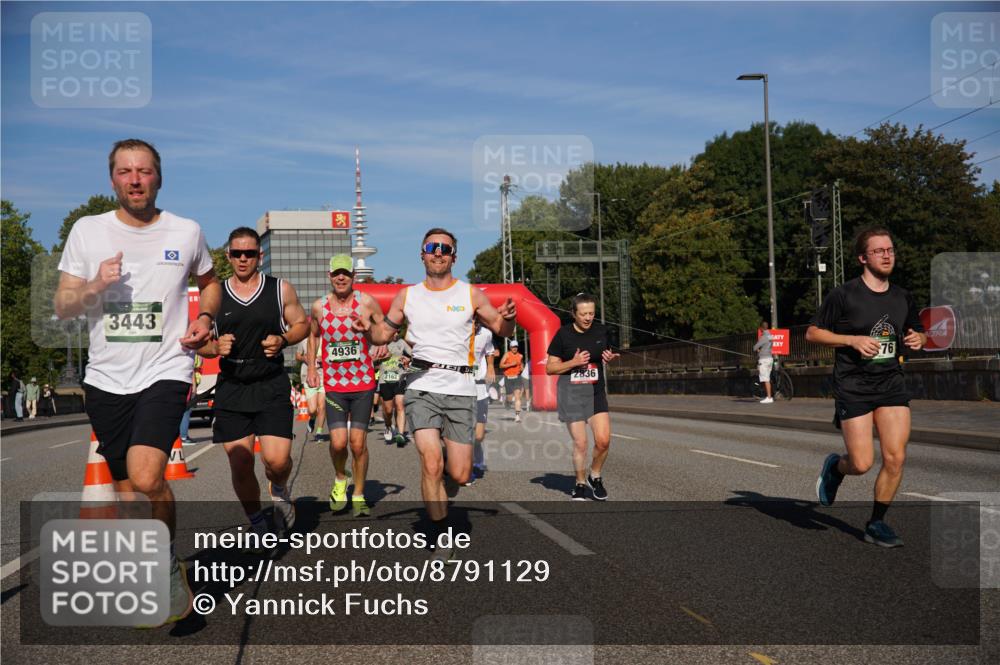 07.09.2025 - BARMER Alsterlauf Yannick Fuchs http://msf.ph/oto/8791129 07.09.2025 09:43:34 Laufen 3443, 4936, 76, 2836 meine-sportfotos.de