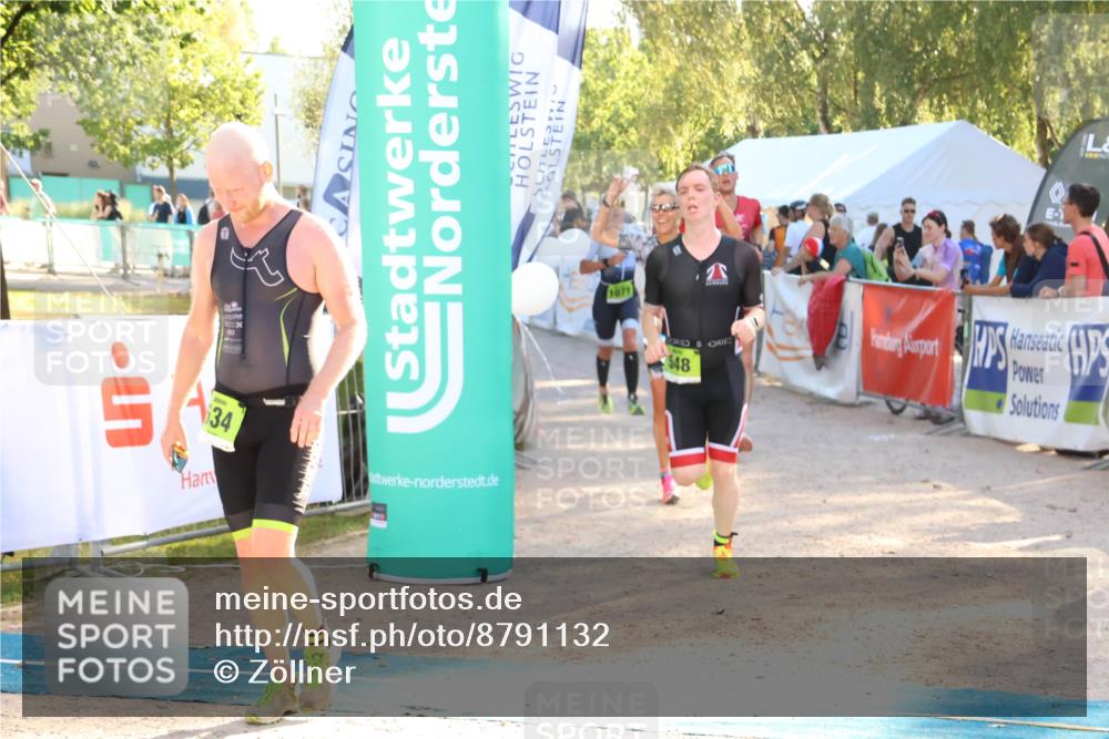 07.09.2025 - 19. Norderstedt Triathlon Zöllner http://msf.ph/oto/8791132 07.09.2025 16:31:00 Ziel 534, 548, 1071, 1439, 1572 meine-sportfotos.de