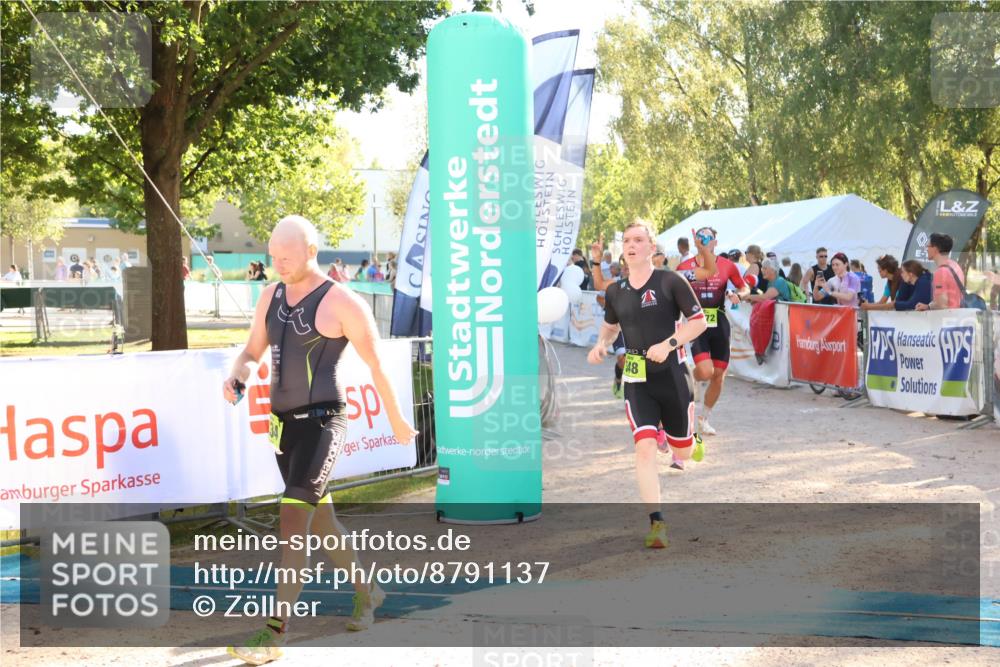 07.09.2025 - 19. Norderstedt Triathlon Zöllner http://msf.ph/oto/8791137 07.09.2025 16:31:00 Ziel 534, 548, 1071, 1439, 1572 meine-sportfotos.de
