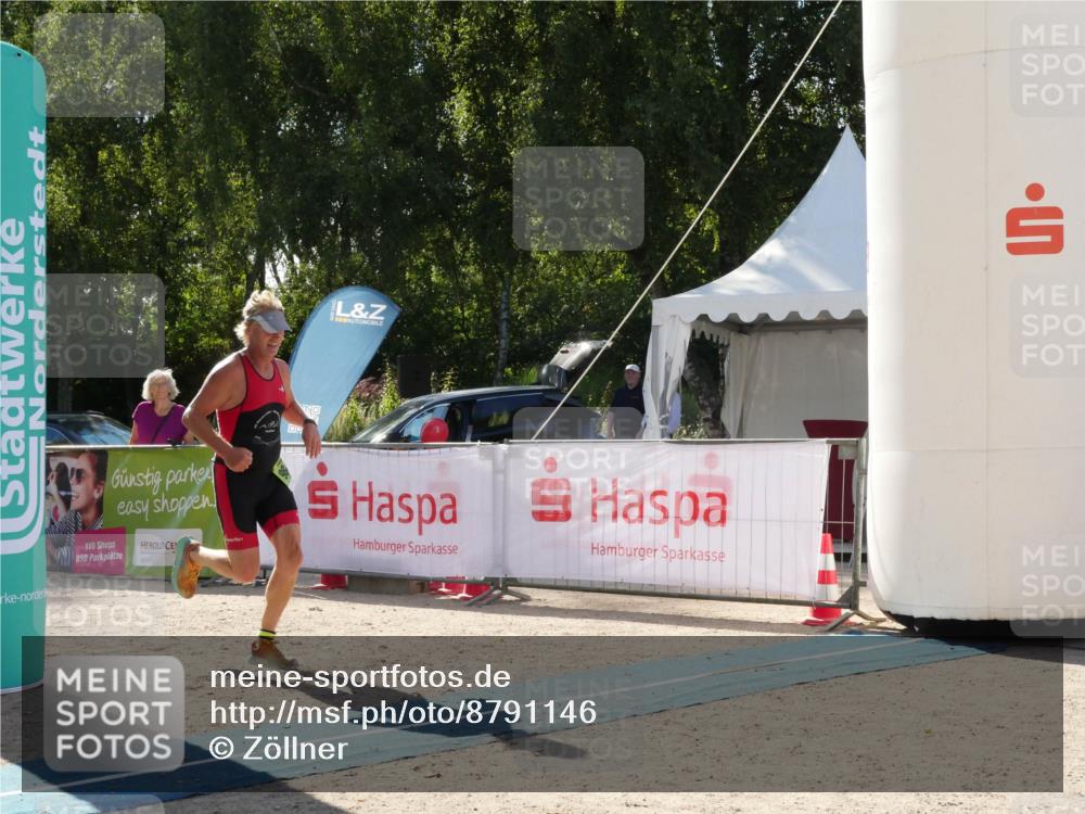 07.09.2025 - 19. Norderstedt Triathlon Zöllner http://msf.ph/oto/8791146 07.09.2025 15:42:51 Ziel 984 meine-sportfotos.de