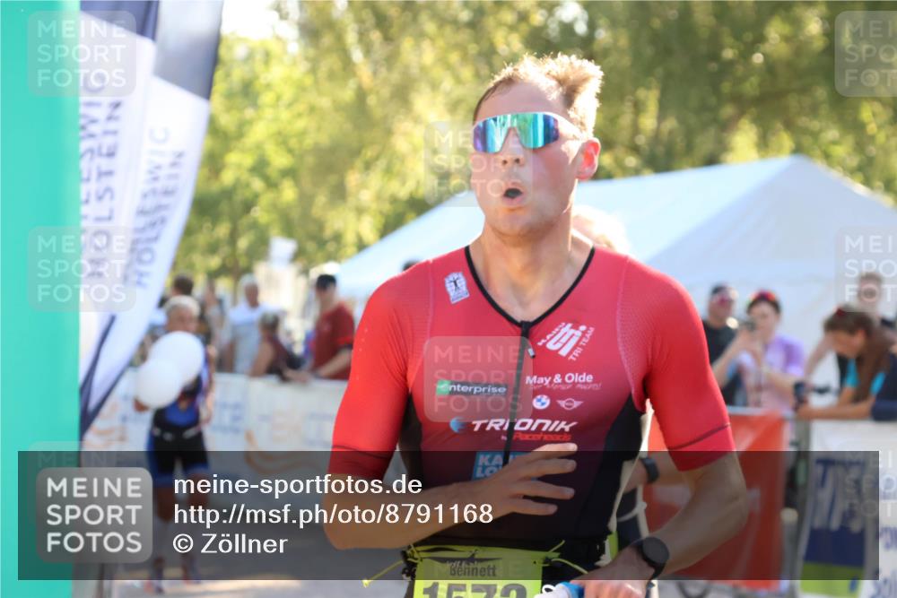 07.09.2025 - 19. Norderstedt Triathlon Zöllner http://msf.ph/oto/8791168 07.09.2025 16:31:03 Ziel 477, 505, 534, 548, 1071, 1439, 1572 meine-sportfotos.de