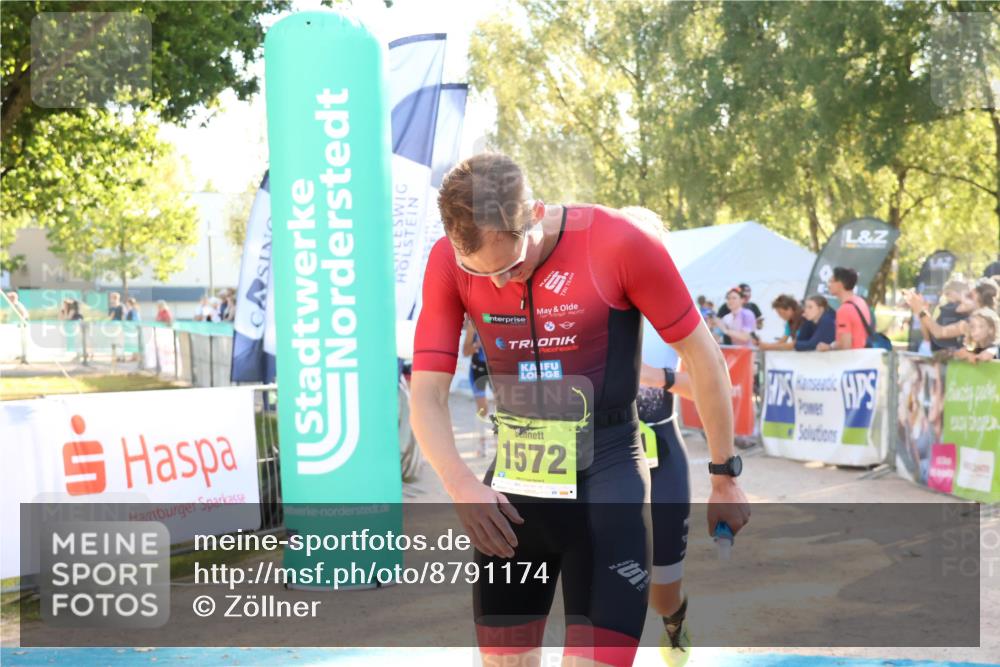 07.09.2025 - 19. Norderstedt Triathlon Zöllner http://msf.ph/oto/8791174 07.09.2025 16:31:03 Ziel 477, 505, 534, 548, 1071, 1439, 1572 meine-sportfotos.de