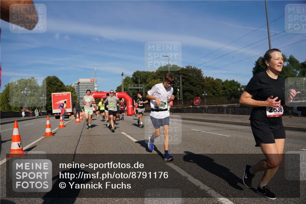 07.09.2025 - BARMER Alsterlauf Yannick Fuchs http://msf.ph/oto/8791176 07.09.2025 09:43:36 Laufen 2162, 95, 2836 meine-sportfotos.de