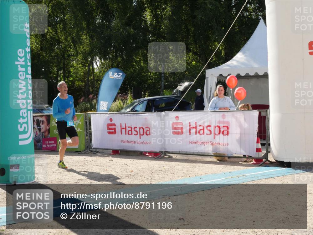 07.09.2025 - 19. Norderstedt Triathlon Zöllner http://msf.ph/oto/8791196 07.09.2025 15:44:24 Ziel 373 meine-sportfotos.de