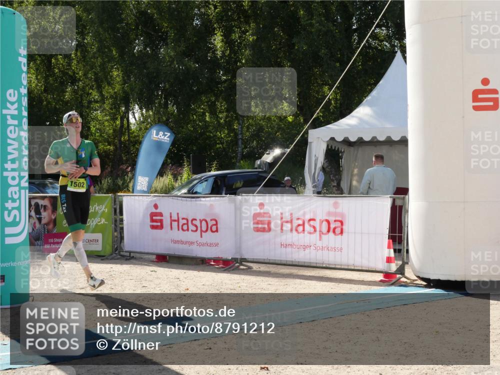 07.09.2025 - 19. Norderstedt Triathlon Zöllner http://msf.ph/oto/8791212 07.09.2025 15:45:18 Ziel  meine-sportfotos.de