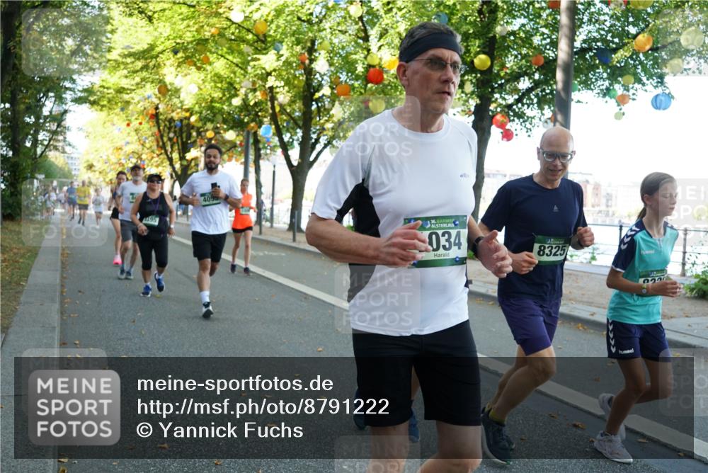 07.09.2025 - BARMER Alsterlauf Yannick Fuchs http://msf.ph/oto/8791222 07.09.2025 11:38:21 Laufen 395, 36, 034, 8325 meine-sportfotos.de