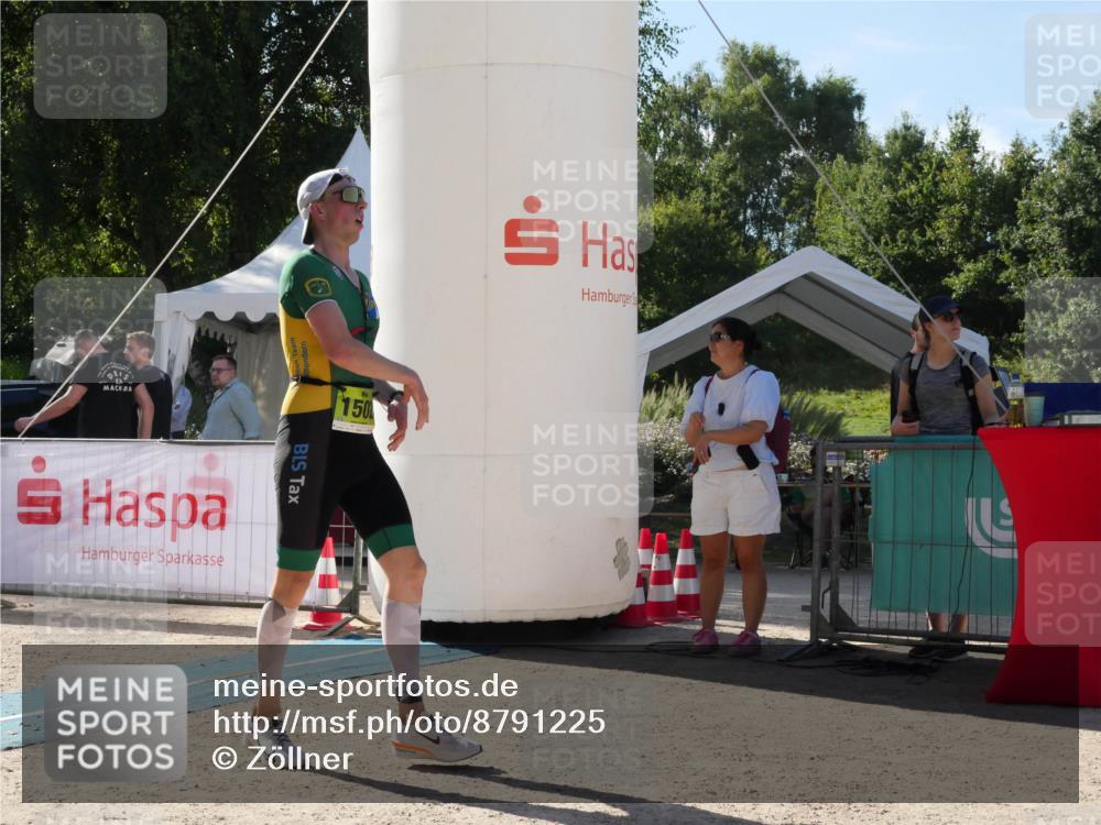 07.09.2025 - 19. Norderstedt Triathlon Zöllner http://msf.ph/oto/8791225 07.09.2025 15:45:20 Ziel  meine-sportfotos.de