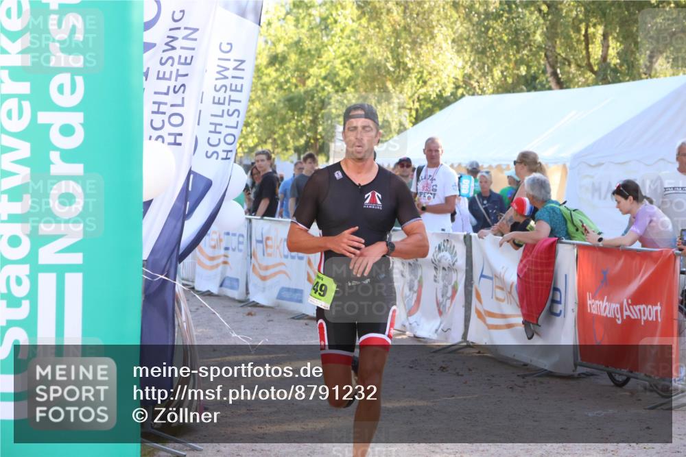 07.09.2025 - 19. Norderstedt Triathlon Zöllner http://msf.ph/oto/8791232 07.09.2025 16:31:15 Ziel 549 meine-sportfotos.de