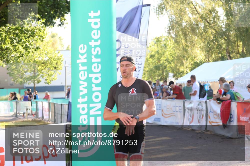 07.09.2025 - 19. Norderstedt Triathlon Zöllner http://msf.ph/oto/8791253 07.09.2025 16:31:16 Ziel 549 meine-sportfotos.de