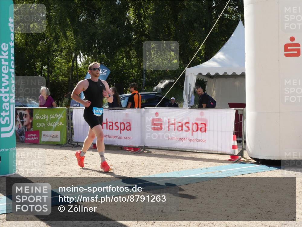 07.09.2025 - 19. Norderstedt Triathlon Zöllner http://msf.ph/oto/8791263 07.09.2025 15:46:21 Ziel 1416 meine-sportfotos.de