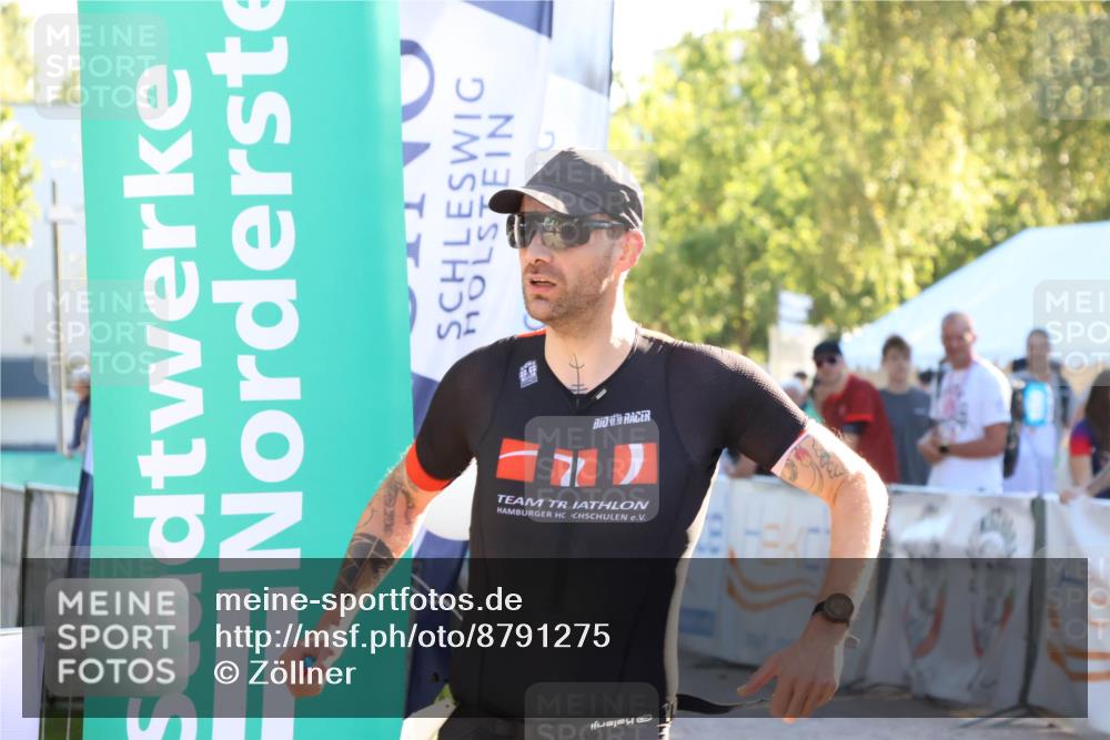 07.09.2025 - 19. Norderstedt Triathlon Zöllner http://msf.ph/oto/8791275 07.09.2025 16:31:22 Ziel 525, 549, 1594 meine-sportfotos.de