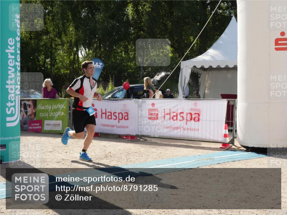 07.09.2025 - 19. Norderstedt Triathlon Zöllner http://msf.ph/oto/8791285 07.09.2025 15:46:40 Ziel 863 meine-sportfotos.de