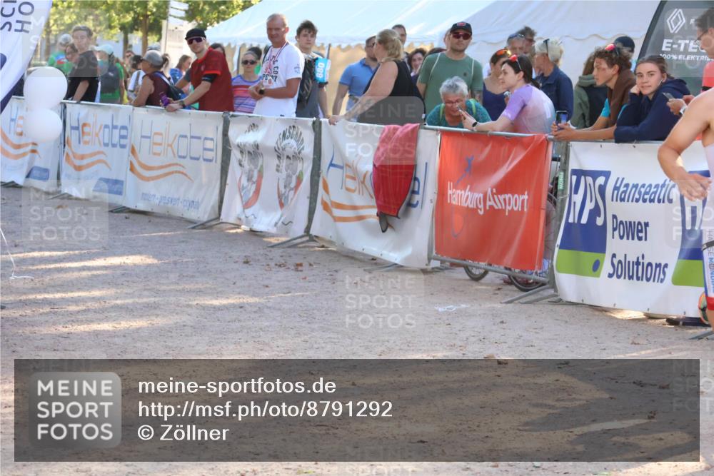07.09.2025 - 19. Norderstedt Triathlon Zöllner http://msf.ph/oto/8791292 07.09.2025 16:31:24 Ziel 480, 525, 1594 meine-sportfotos.de