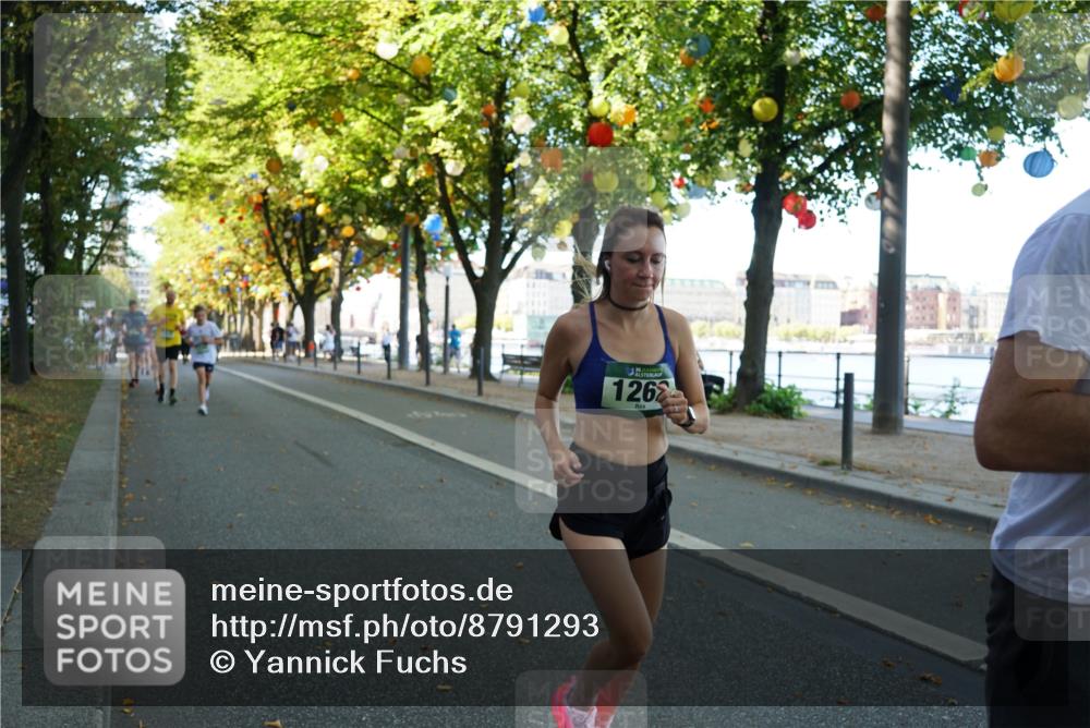 07.09.2025 - BARMER Alsterlauf Yannick Fuchs http://msf.ph/oto/8791293 07.09.2025 11:38:24 Laufen 1262 meine-sportfotos.de