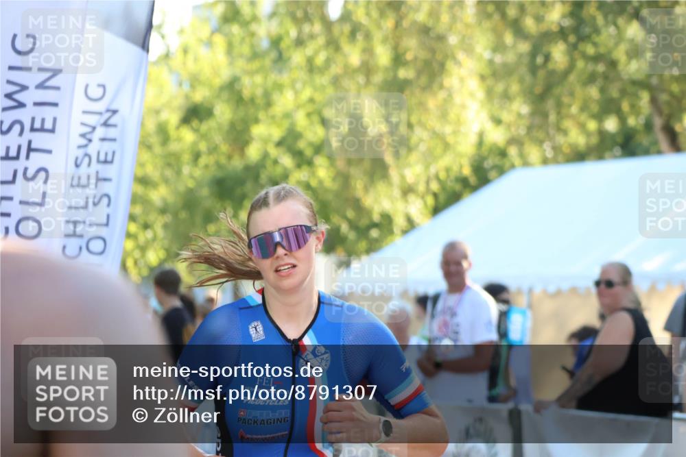 07.09.2025 - 19. Norderstedt Triathlon Zöllner http://msf.ph/oto/8791307 07.09.2025 16:31:27 Ziel 480, 525, 1594 meine-sportfotos.de