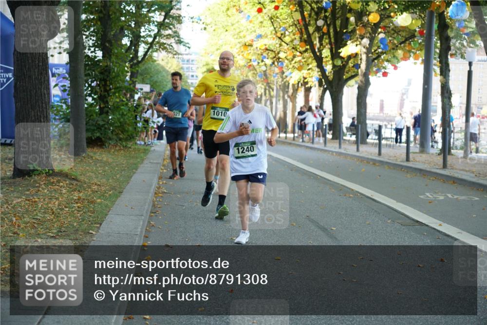07.09.2025 - BARMER Alsterlauf Yannick Fuchs http://msf.ph/oto/8791308 07.09.2025 11:38:27 Laufen 921, 1010, 1240 meine-sportfotos.de