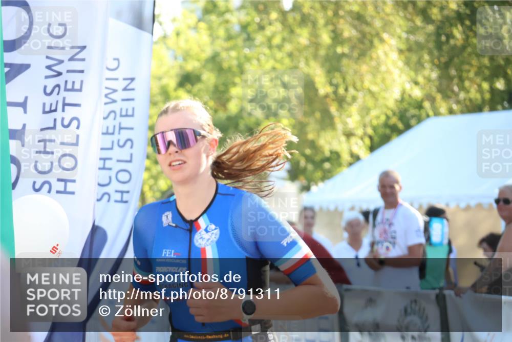 07.09.2025 - 19. Norderstedt Triathlon Zöllner http://msf.ph/oto/8791311 07.09.2025 16:31:27 Ziel 480, 525, 1594 meine-sportfotos.de