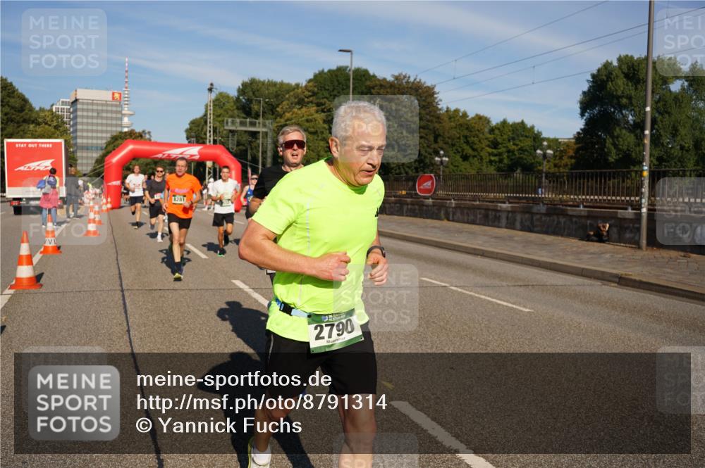 07.09.2025 - BARMER Alsterlauf Yannick Fuchs http://msf.ph/oto/8791314 07.09.2025 09:41:42 Laufen 8281, 2790 meine-sportfotos.de