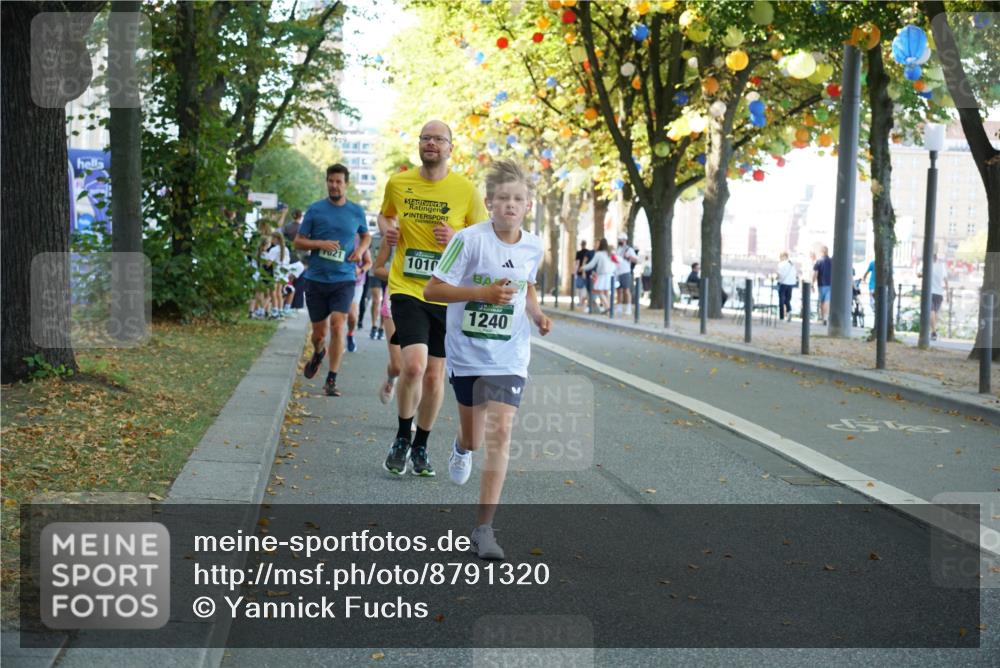 07.09.2025 - BARMER Alsterlauf Yannick Fuchs http://msf.ph/oto/8791320 07.09.2025 11:38:27 Laufen 1010, 1240 meine-sportfotos.de