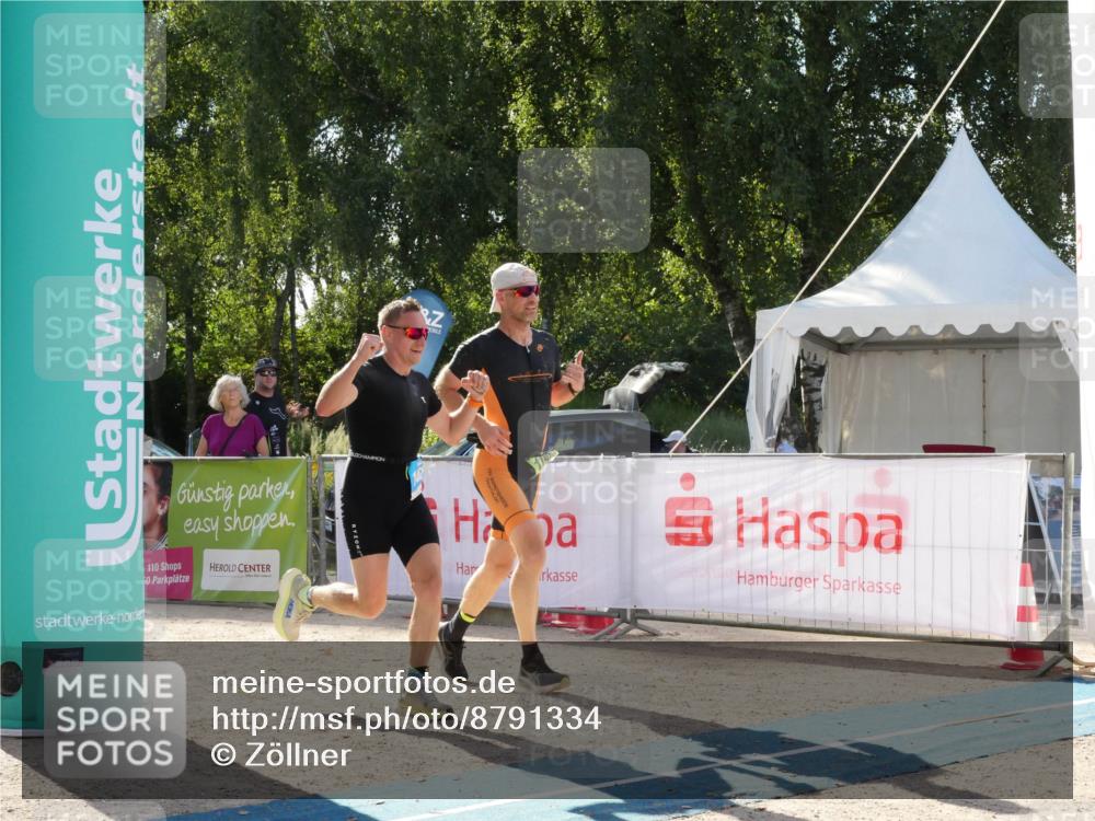 07.09.2025 - 19. Norderstedt Triathlon Zöllner http://msf.ph/oto/8791334 07.09.2025 15:47:52 Ziel 1000, 1462 meine-sportfotos.de