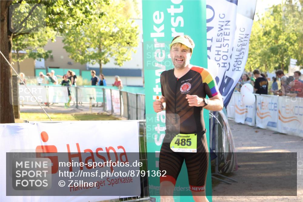 07.09.2025 - 19. Norderstedt Triathlon Zöllner http://msf.ph/oto/8791362 07.09.2025 16:31:46 Ziel 485 meine-sportfotos.de