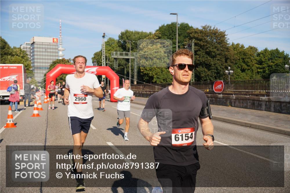 07.09.2025 - BARMER Alsterlauf Yannick Fuchs http://msf.ph/oto/8791387 07.09.2025 09:41:46 Laufen 127, 2960, 8414, 36, 6154 meine-sportfotos.de