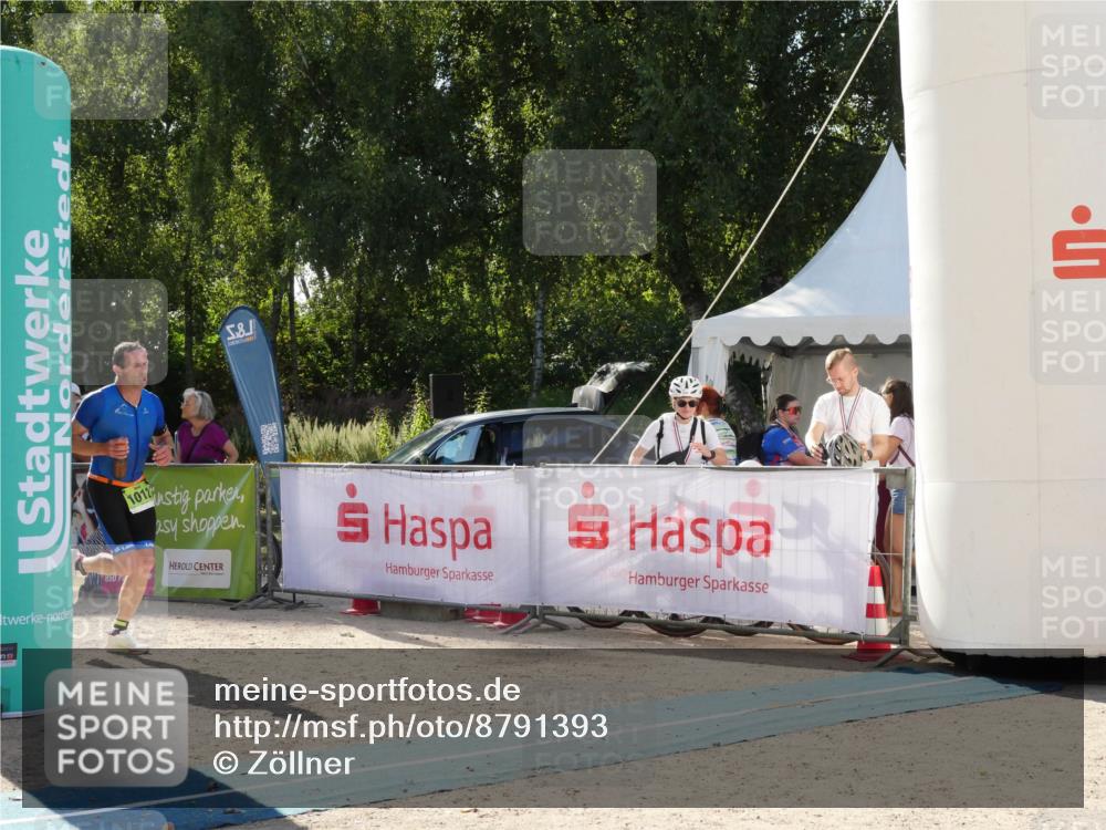07.09.2025 - 19. Norderstedt Triathlon Zöllner http://msf.ph/oto/8791393 07.09.2025 15:49:30 Ziel 1012 meine-sportfotos.de